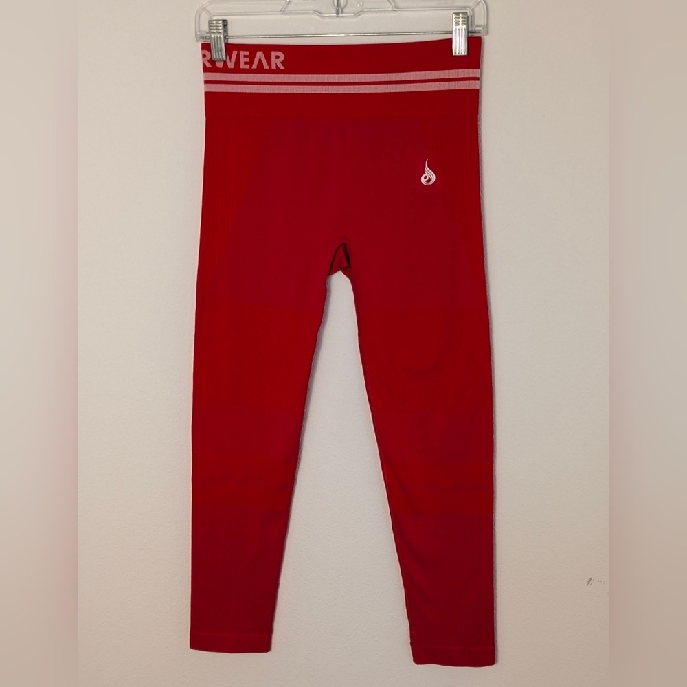 Ryderwear Staples Seamless Leggings in Red Marl Size M EUC Yoga Gym Activity